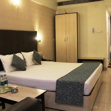 Hotel Vijay Shree Deluxe ปัฏนา ภายนอก รูปภาพ